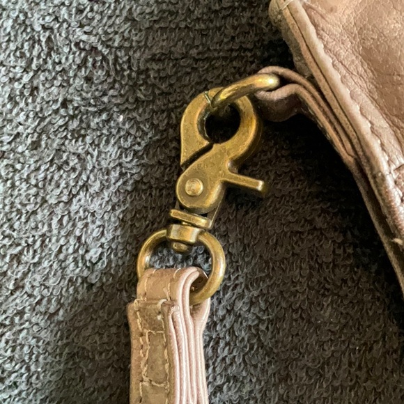 Day & Mood Zippered Leather Wristlet. - Picture 7 of 8